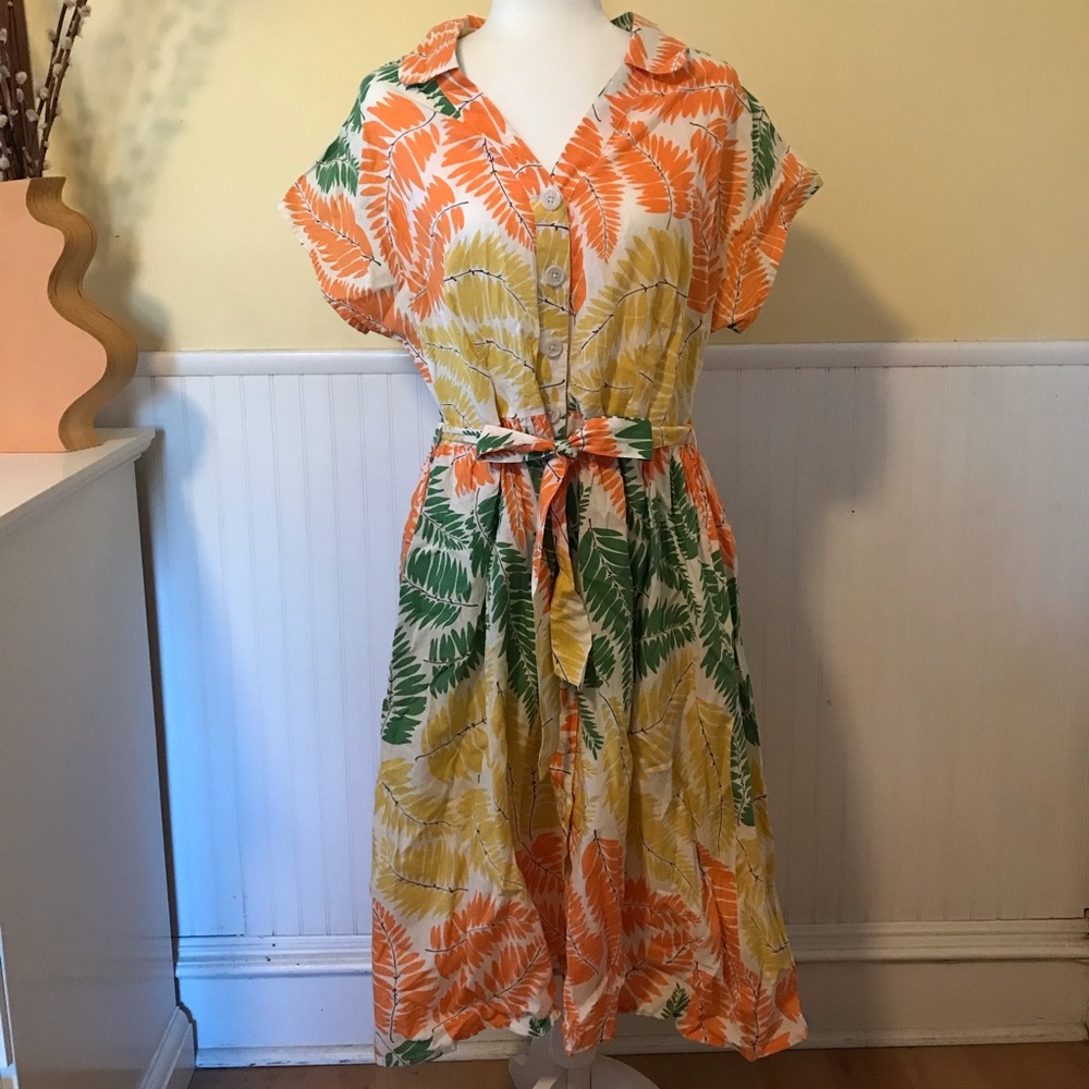Boden midi dress w/pockets & belt. 12L US. Linen/cotton blend. So cheerful!